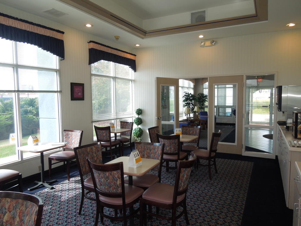 Knights Inn Elyria Bagian luar foto