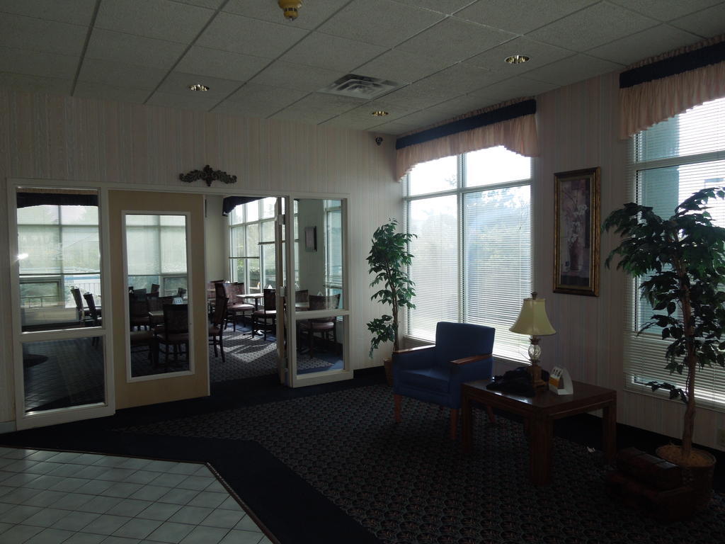 Knights Inn Elyria Bagian luar foto